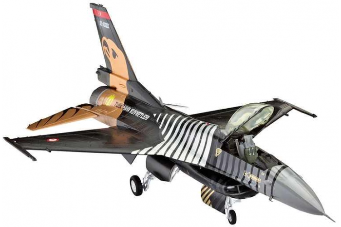 Plastic ModelKit letadlo 04844 - F-16 C "SOLO TÜRK" (1:72)