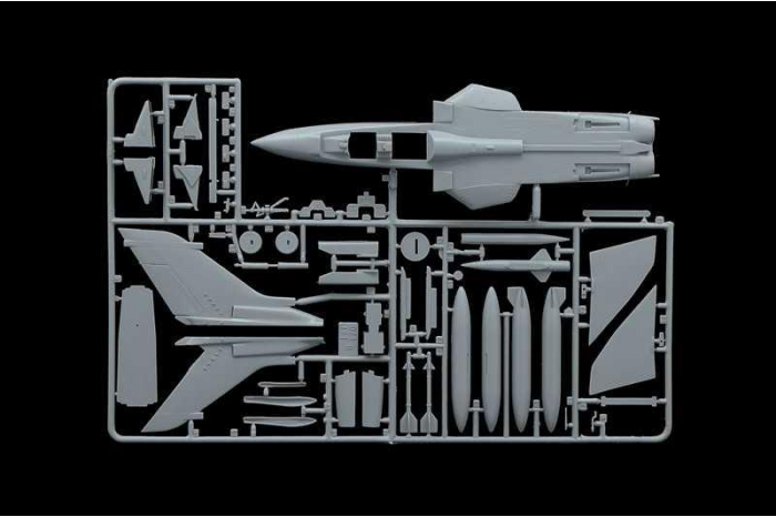 Model Kit letadlo 1384 - TORNADO GR.1 (1:72)
