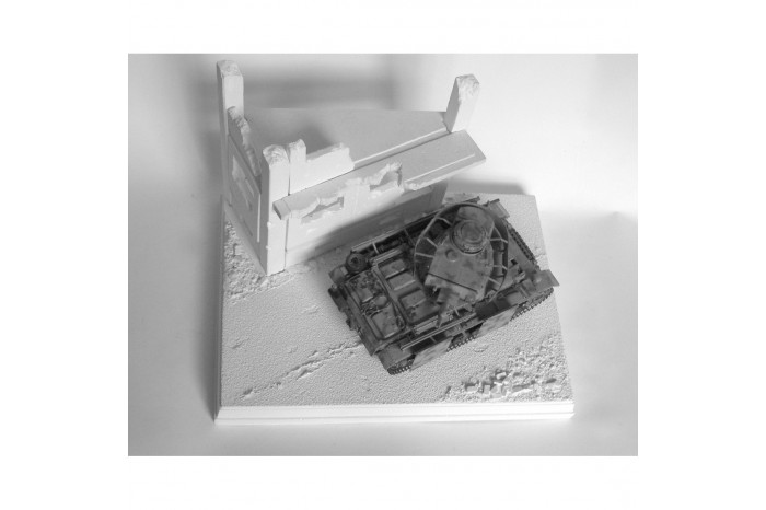 Pobořený dům u cesty - 3N18