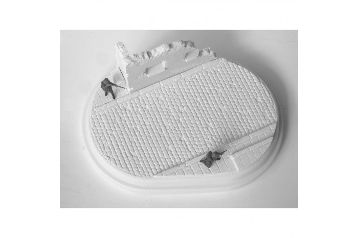 Ulice s ruinou domu - 7N19