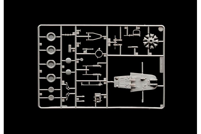 SBD-5 DAUNTLESS (1:48) - 2673