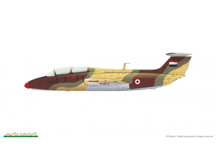 L-29 Delfín (1:48) - 8099