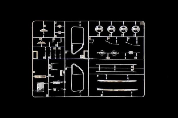 Model Kit auto 4703 - FIAT 500 F 1968 (1:12)