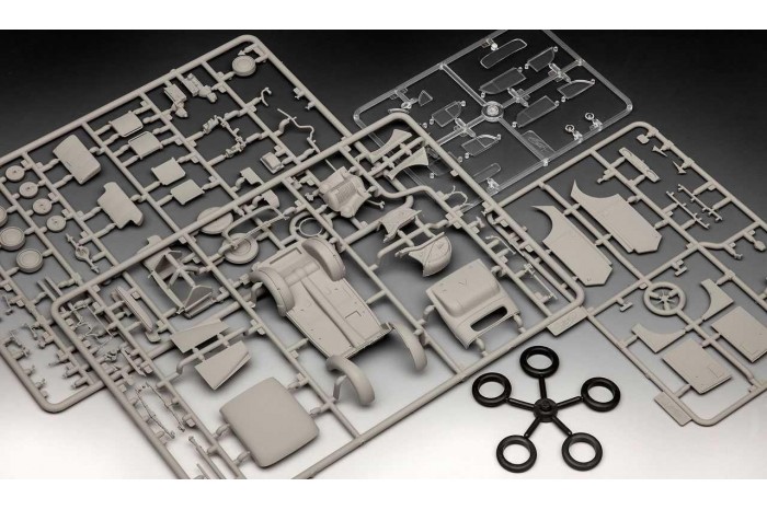 Plastic ModelKit military 03270 - German Staff Car KADETT K38 SALOON (1:35)