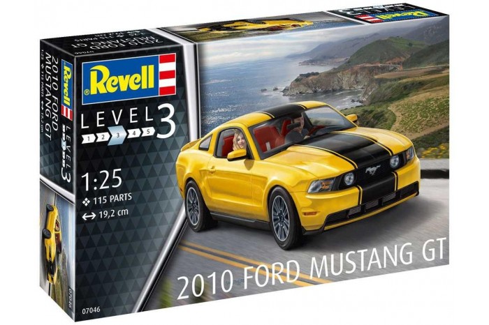 Plastic ModelKit auto 07046 - 2010 Ford Mustang GT (1:25)