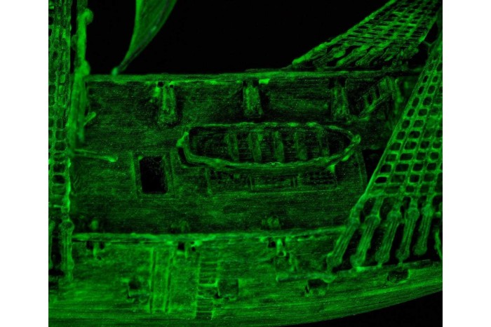 EasyClick loď 05435 - Ghost Ship (incl. night color) (1:150)