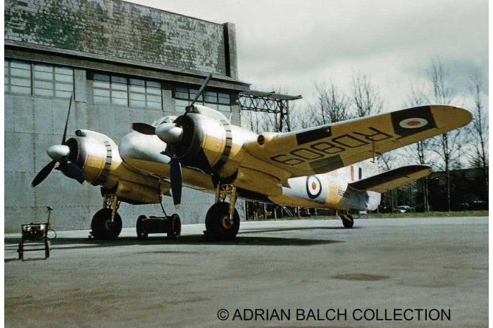 Plastic ModelKit letadlo 03943 - Bristol Beaufighter TF. X (1:48)