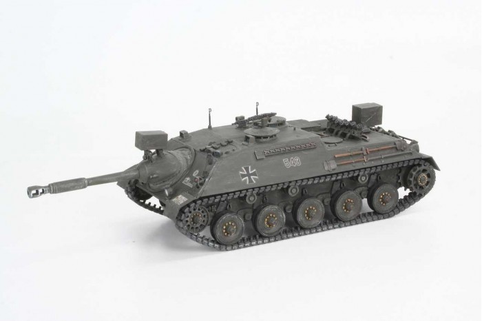 Plastic ModelKit  military 03276 - Kanonenjagdpanzer (1:35)