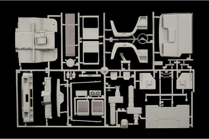 Model Kit truck 3939 - IVECO Turbostar 190-42 Canvas (1:24)