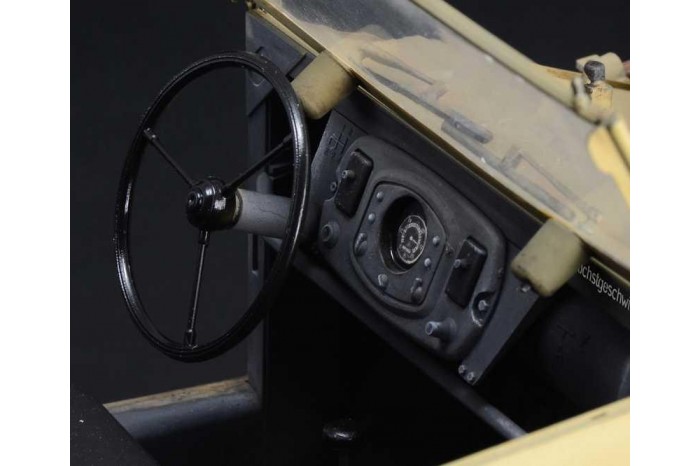 Model Kit military 7405 - Kdf.1 Typ 82 Kübelwagen (1:9)