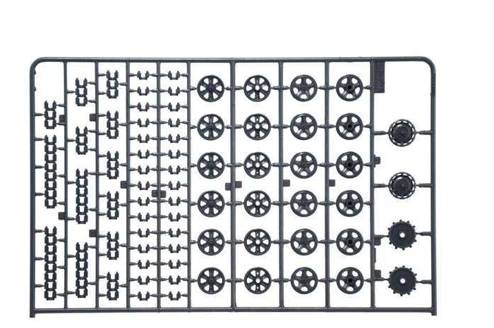 Model Kit military 6561 - Sd. Kfz. 10 Demag D7 with German Paratroops (1:35)