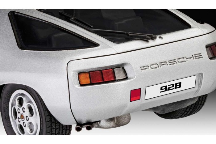 Plastic ModelKit auto 07656 - Porsche 928 (1:16)
