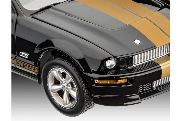 Plastic ModelKit auto 07665 - Shelby GT-H (2006) (1:25)