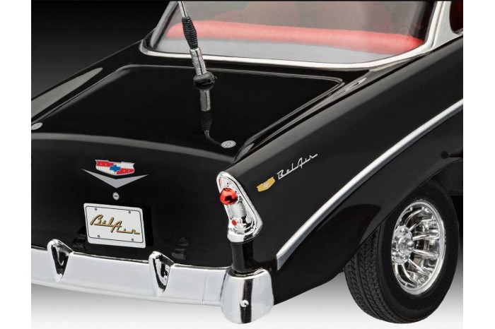 ModelSet auto 67663 - '56 Chevy Customs (1:24)