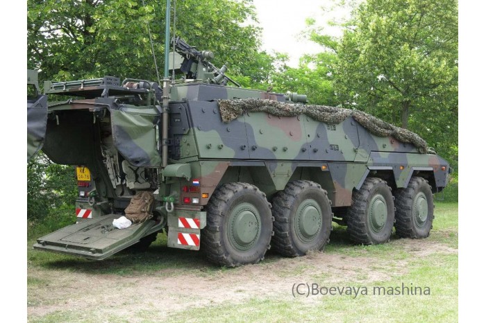 Plastic ModelKit military 03283 - GTK Boxer Command Post NL (1:72)