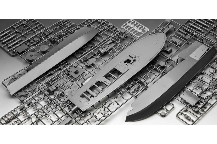 Plastic ModelKit loď 05165 - Patrol Torpedo Boat PT-588/PT-579  (1:72)