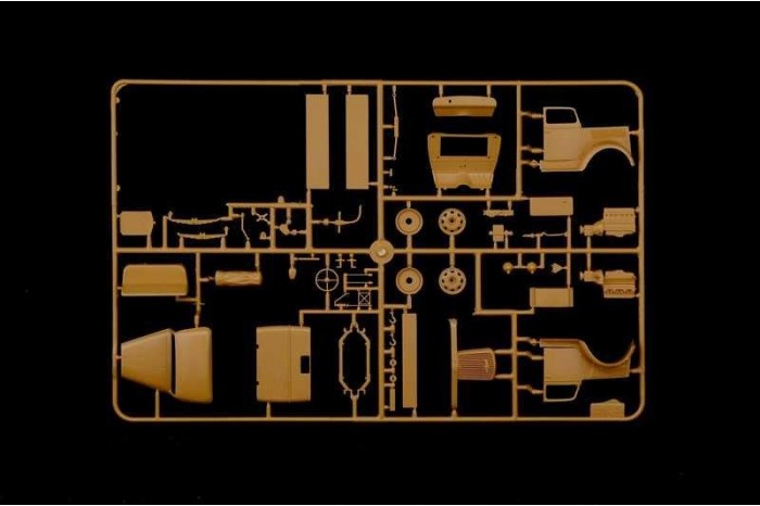 Model Kit military 6575 - Opel Blitz Radio Truck (1:35)