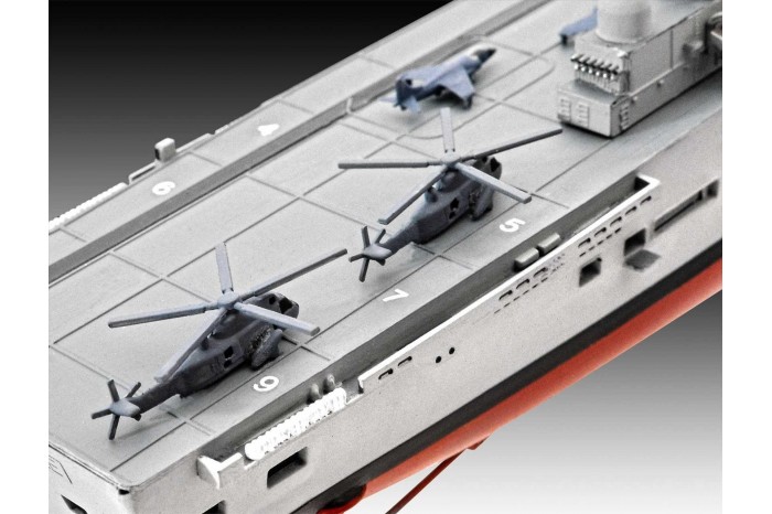 ModelSet loď 65172 - HMS Invincible (Falkland War) (1:700)