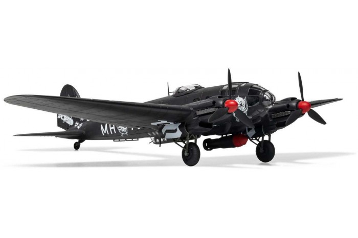 Classic Kit letadlo A07007B - Heinkel He111 H-6 Motorhead “Bomber” Limited Edition (1:72)