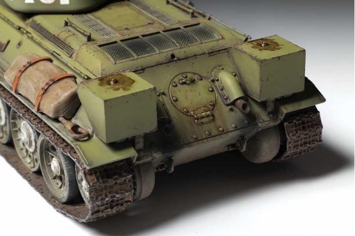 Model Kit tank 3686 - T-34/76 mod.1942 (1:35)