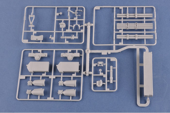 UH-1 Huey B/C (1:18) - 81807