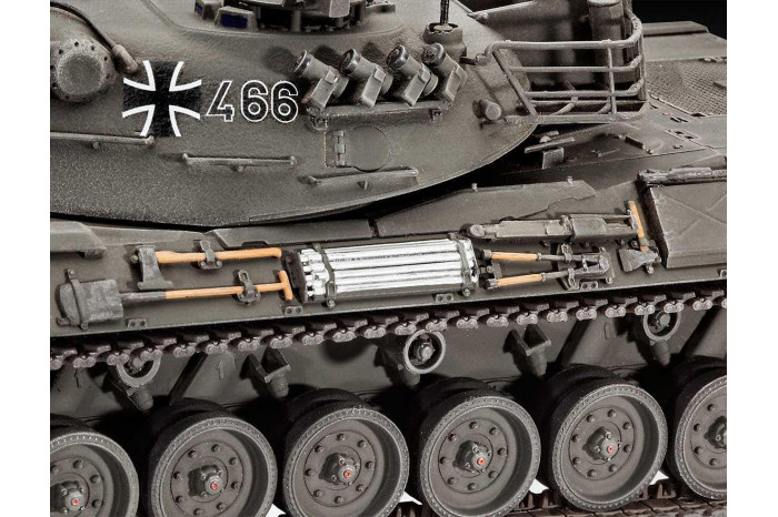 Plastic ModelKit tank 03240 - Leopard 1 (1:35)
