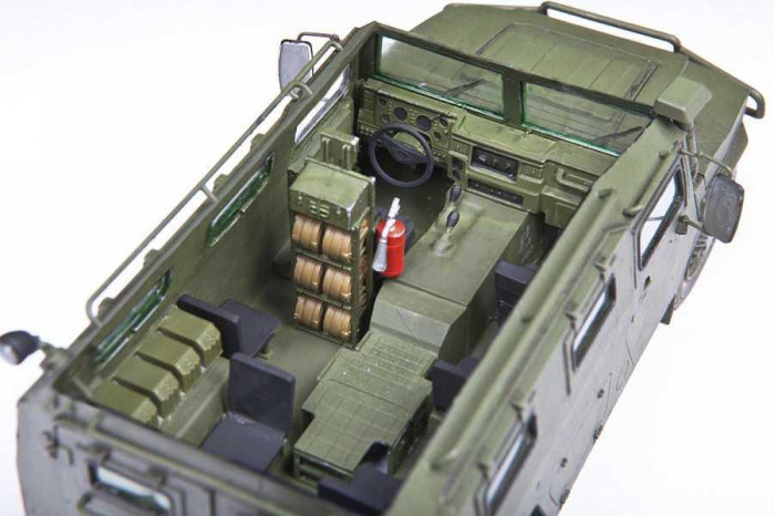 Model Kit military 3668 - Russian Armored Vehicle GAZ "Tiger" (1:35)