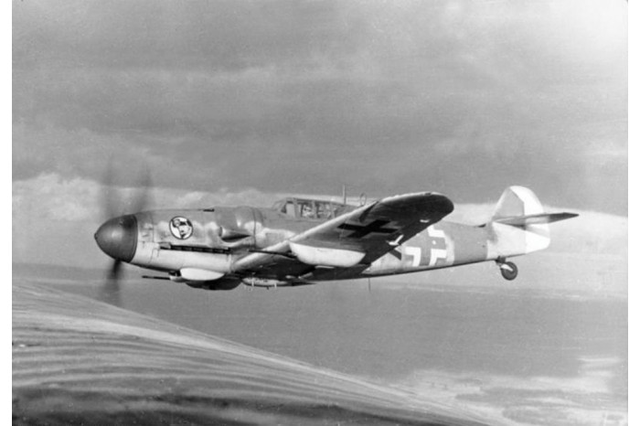 Model Kit letadlo 4816 - Messerschmitt Bf-109 G6 (1:48)