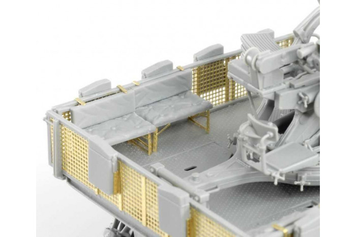 Model Kit military 6676 - Sd.Kfz.10/5 für 2cm Flak 38 (SMART KIT) (1:35)