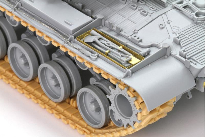 Model Kit tank 3559 - M48A1 (SMART KIT) (1:35)