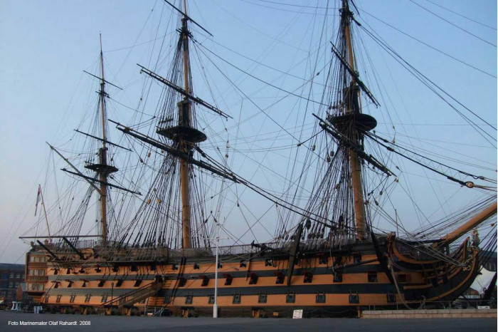 Plastic ModelKit loď 05819 - HMS Victory (1:450)