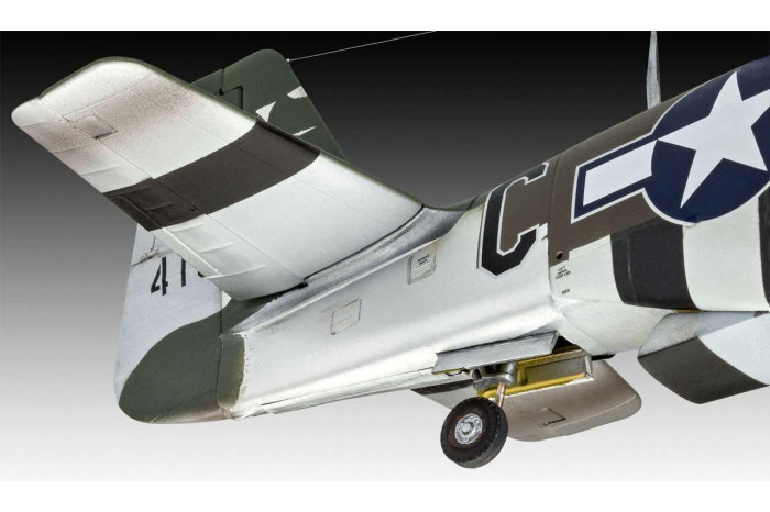Plastic ModelKit letadlo 03944 - P-51D-5NA Mustang (1:32)