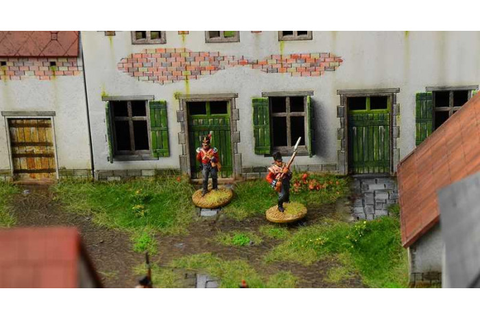 Model Kit diorama 6197 - Waterloo 1815: La Haye Sainte (1:72)