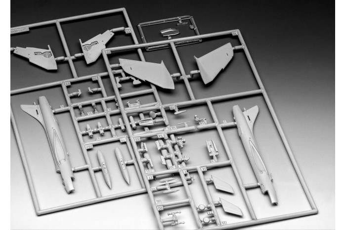 Plastic ModelKit letadlo 03833 - Hawker Hunter FGA.9 (1:144)