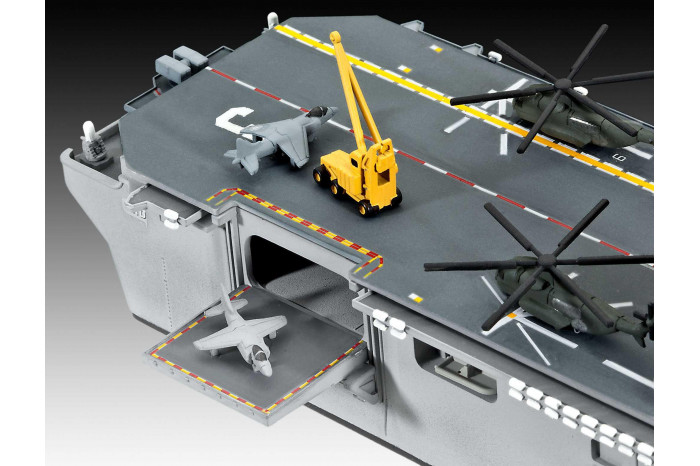 Plastic ModelKit loď 05178 - Assault Carrier USS WASP CLASS (1:700)
