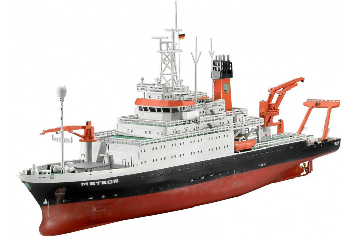 Plastic ModelKit loď 05218 - German Research Vessel Meteor (1:300)