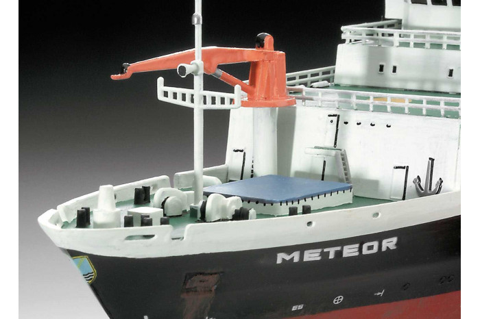 Plastic ModelKit loď 05218 - German Research Vessel Meteor (1:300)