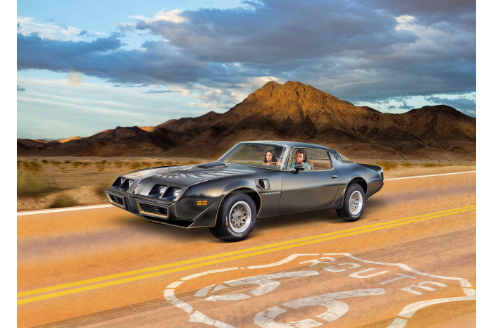 Plastic ModelKit auto 07710 - Pontiac Firebird Trans Am (1:8)