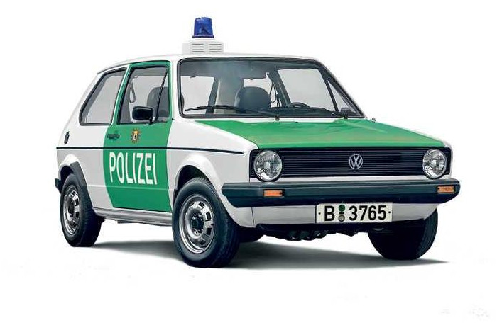 Model Kit auto 3666 - VW Golf "POLIZEI" (1:24)