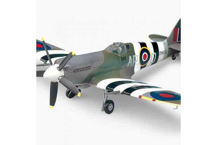 Model Kit letadlo 12274 - SPITFIRE MK.XIV-C (1:48)