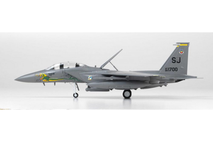 Model Kit letadlo 12550 - USAF F-15E "333rd Fighter Squadron" (1:72)