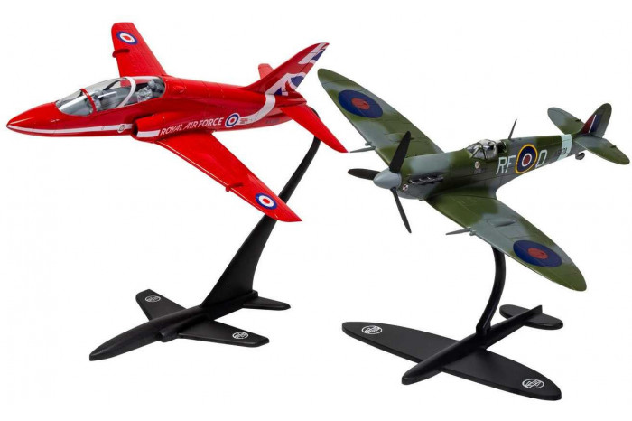 Gift Set letadla A50187 - Best of British Spitfire and Hawk (1:72)
