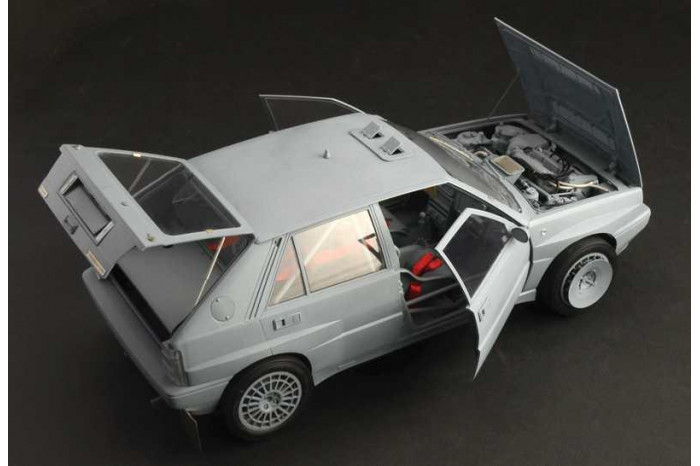 Model Kit auto 4709 - Lancia Delta HF Integrale (1:12)