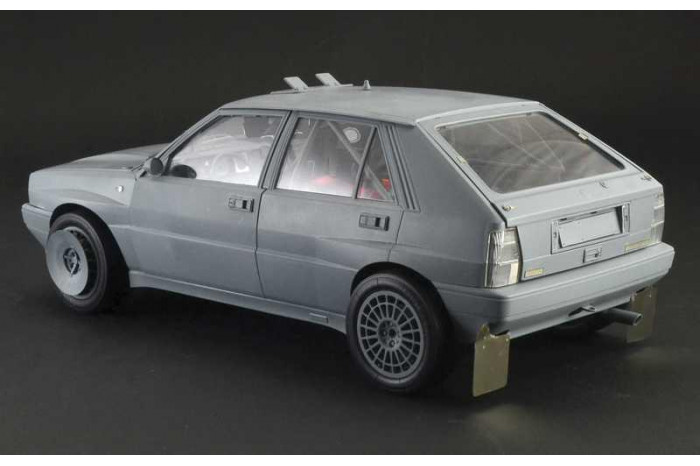 Model Kit auto 4709 - Lancia Delta HF Integrale (1:12)