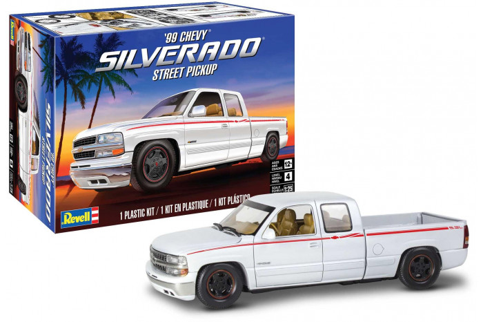 Plastic ModelKit MONOGRAM auto 4538 - 1999 Chevy Silverado Custom Pickup (1:25)