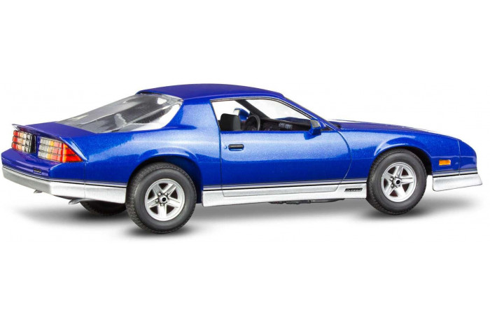 Plastic ModelKit MONOGRAM auto 4540 - 1985 Chevy Camaro Z28 (1:24)