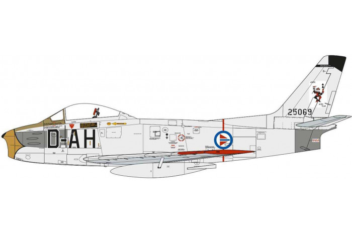 Classic Kit letadlo A08110 - North American F-86F-40 Sabre (1:48)