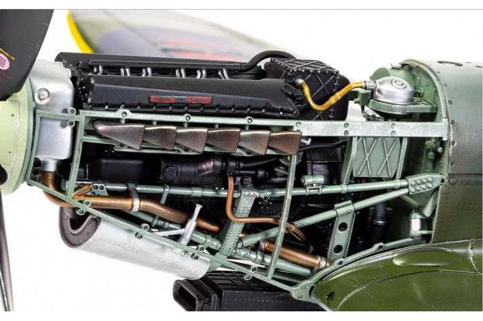 Classic Kit letadlo A17001 - Supermarine Spitfire Mk.Ixc (1:24)