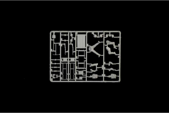 Model Kit military 6595 - Sd. Kfz. 10 Demag with Le. IG18 and Crew (1:35)
