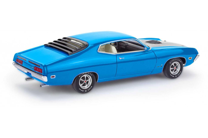 Plastic ModelKit MONOGRAM auto 4534 - 1970 Ford Torino Cobra (1:25)